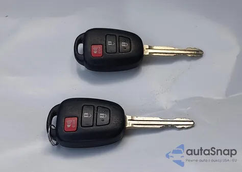 2015 Toyota Rav4 Le from USA, damaged, VIN JTMBFREV4FD159556